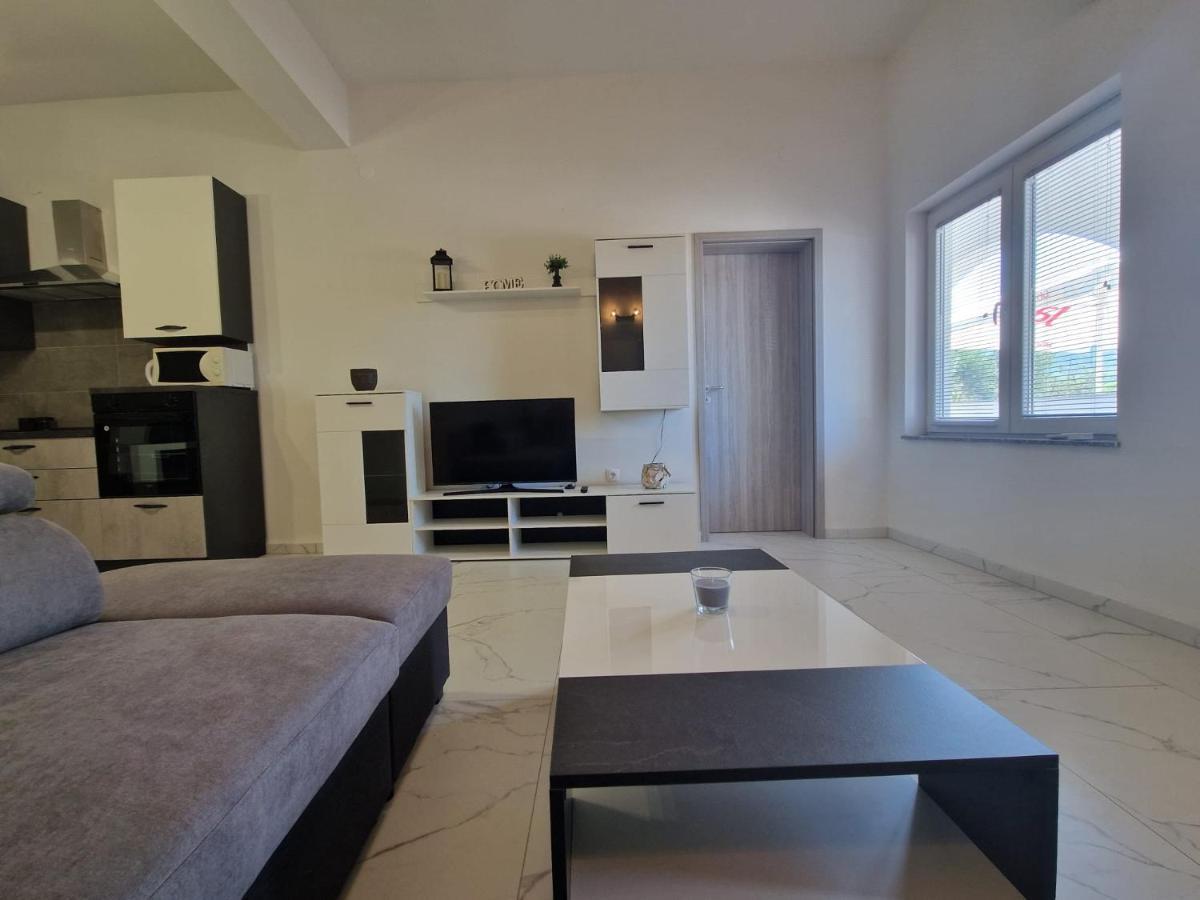 Apartman Ivan Krusevo  ภายนอก รูปภาพ